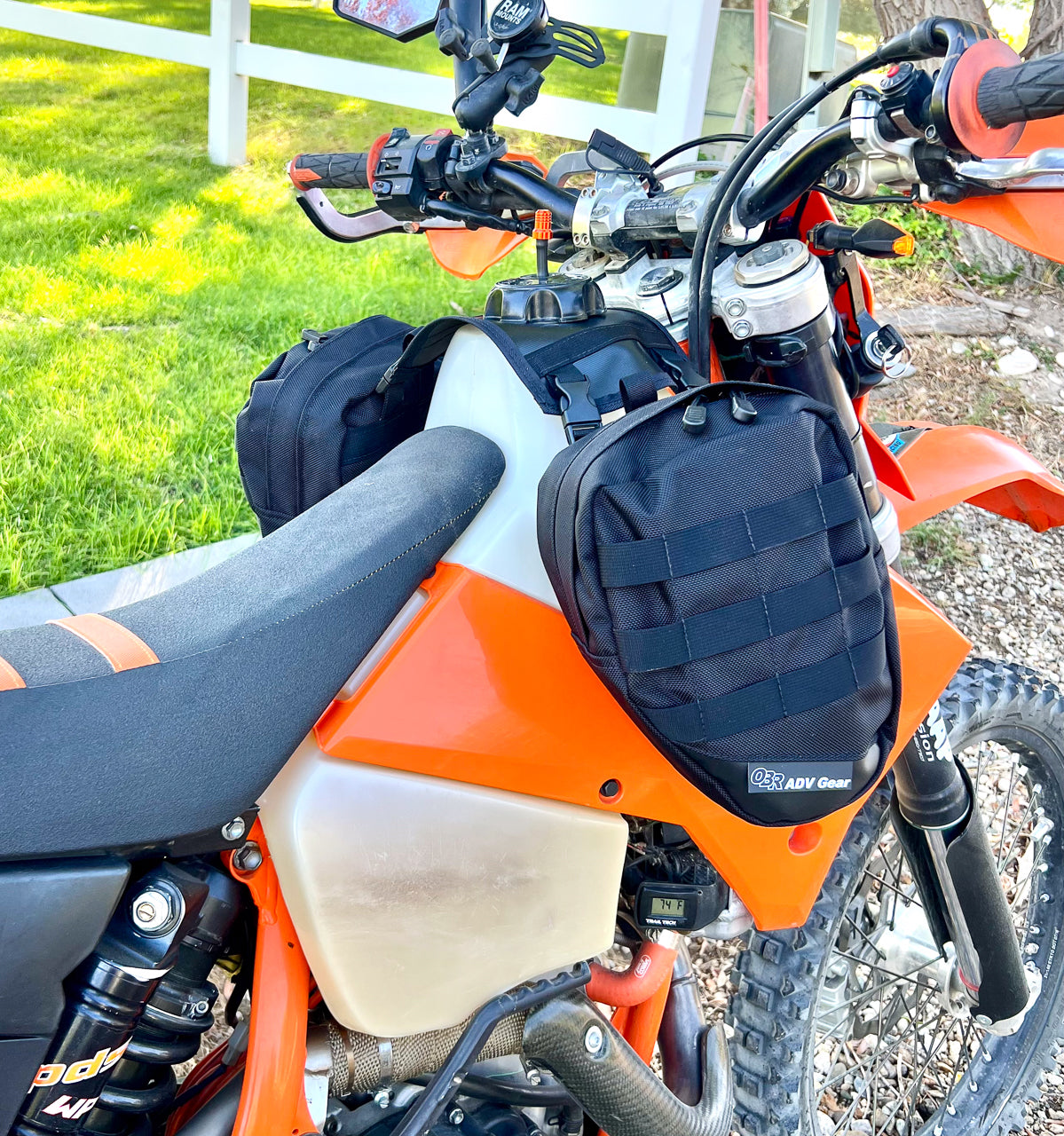 Low-profile motorcycle soft luggage – OBR 10L Tank Saddlebag with contoured design to stay clear of rider’s legs