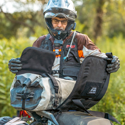 Dan's black Beavertail on his Norden.  Opening to remove OBR 35L dry duffel.