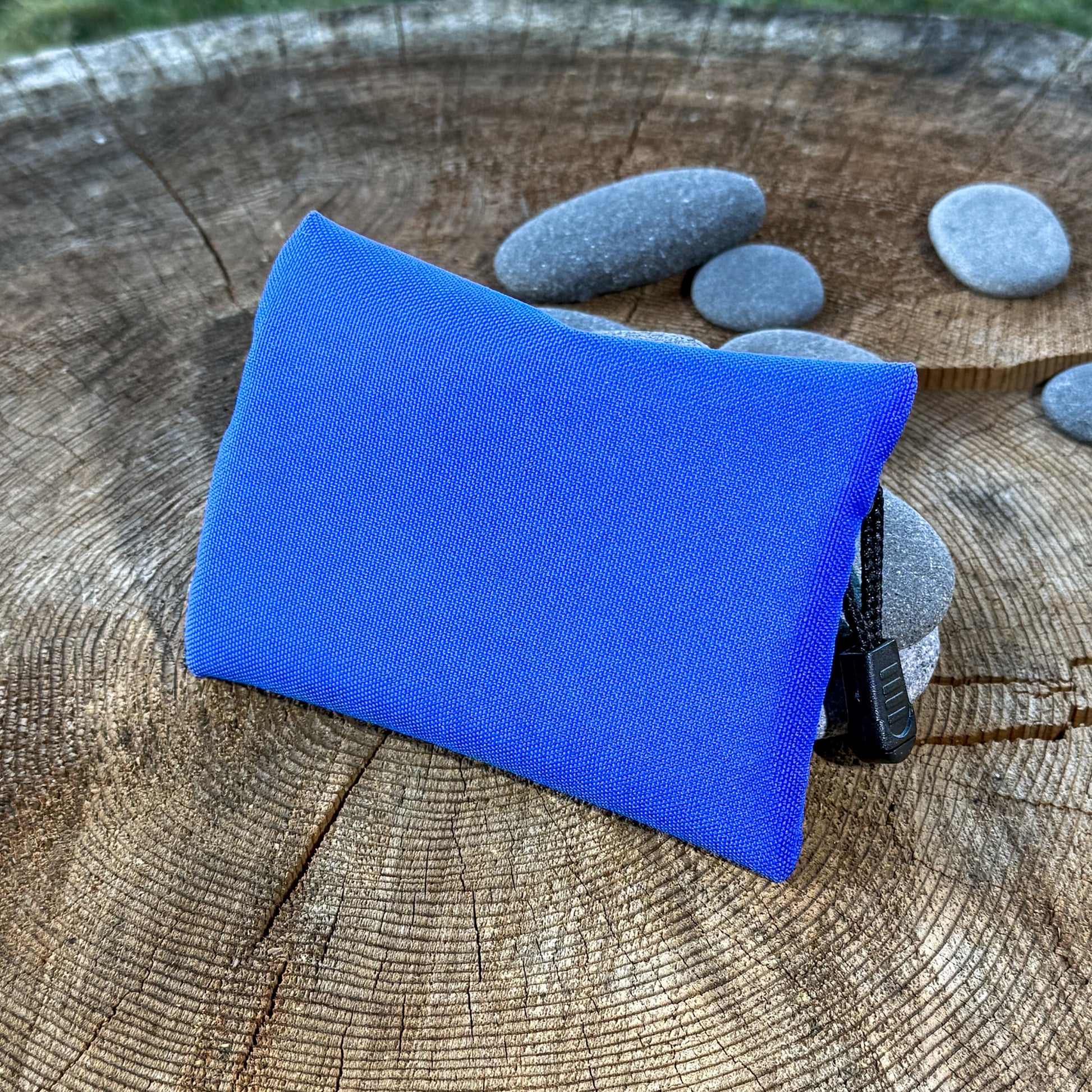 OBR utility Mini-pouch: back side of blue pouch